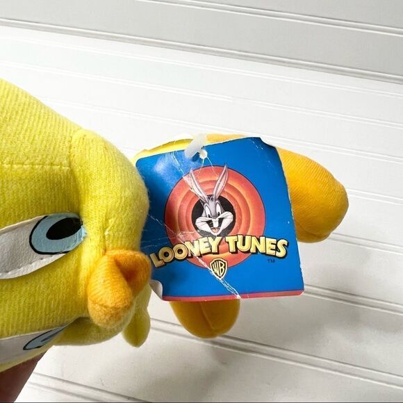 NWT Vintage Looney Tunes Warner Brothers Tweety Bird Yellow Plush Stuffed Animal - Picture 3 of 4